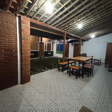 Genthong Homestay 马格朗 外观 照片