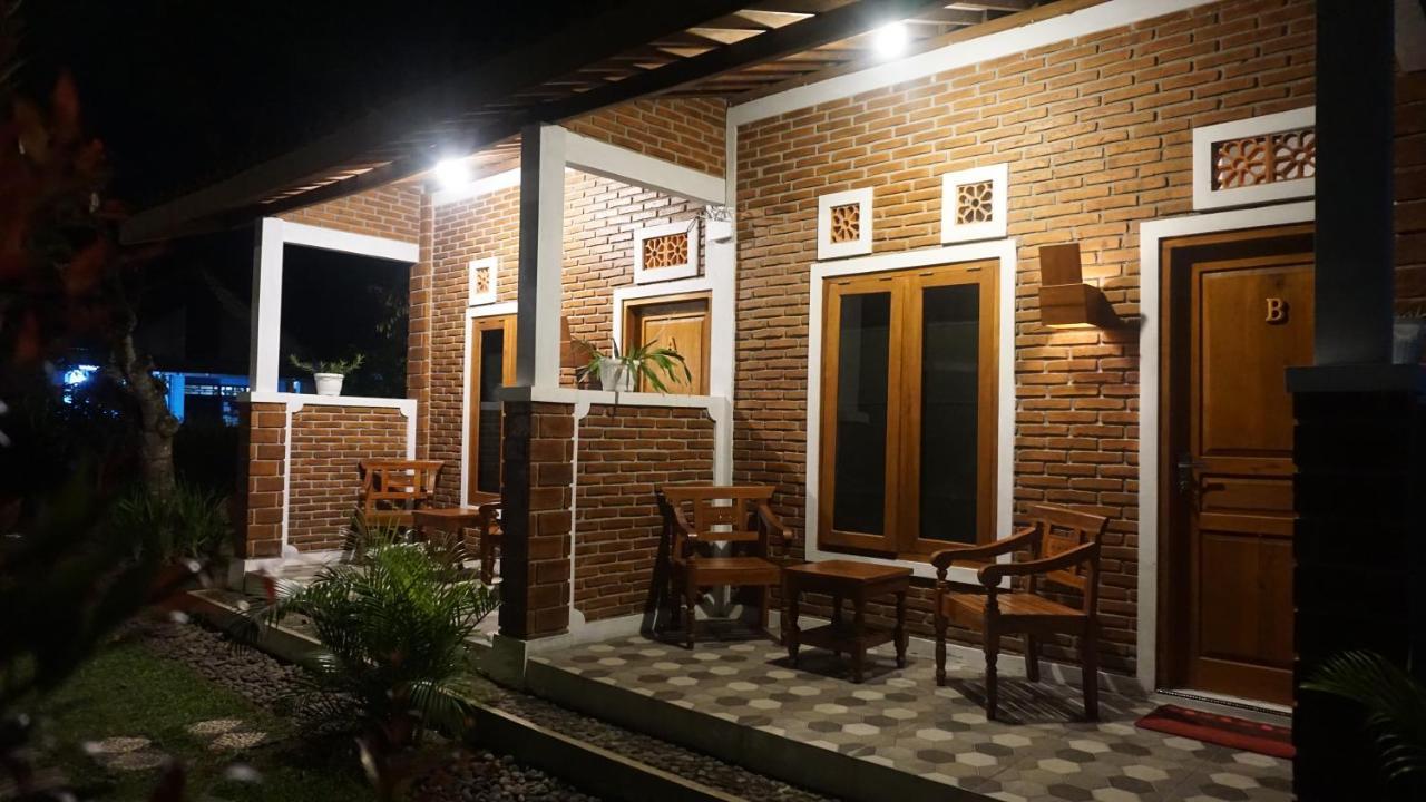 Genthong Homestay 马格朗 外观 照片