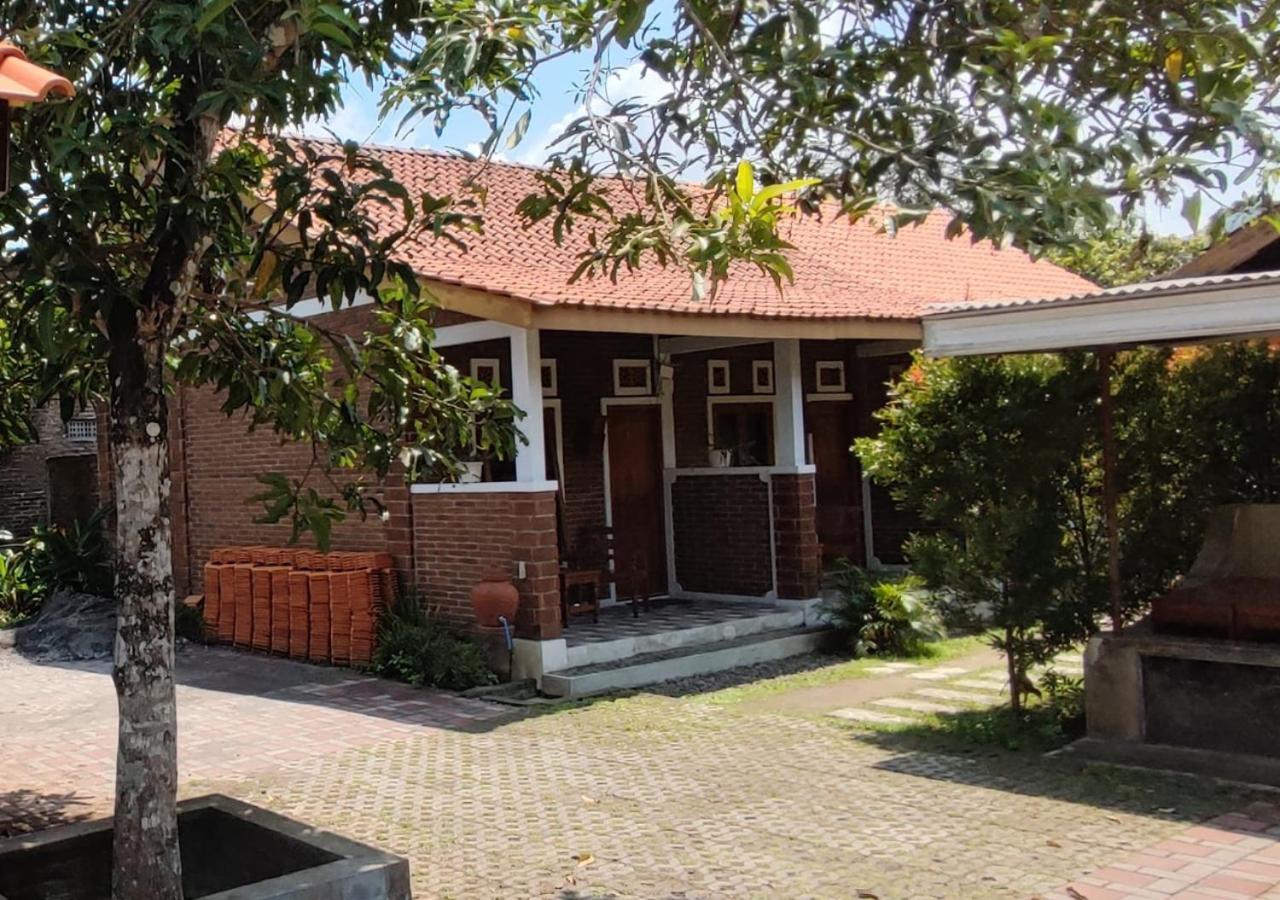 Genthong Homestay 马格朗 外观 照片