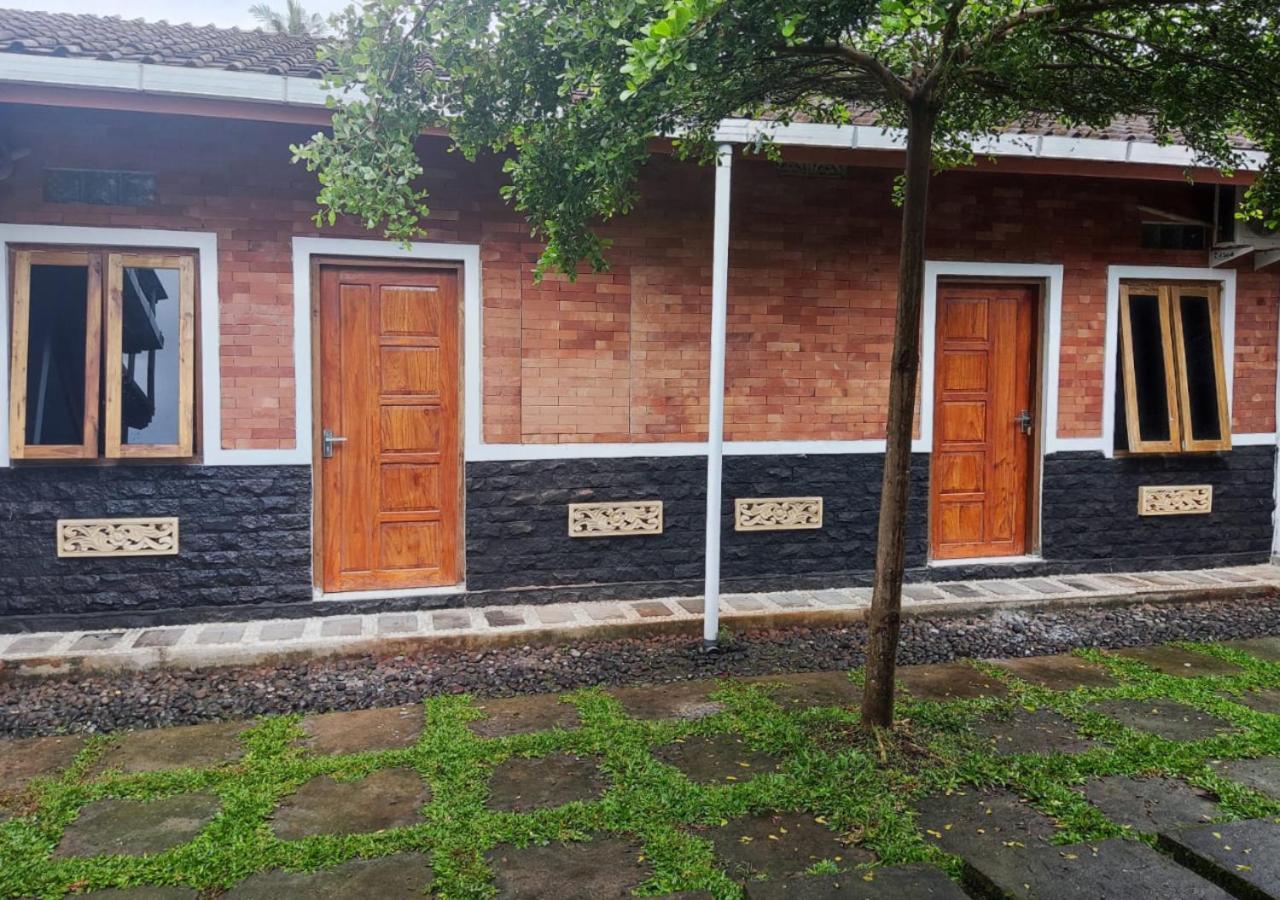 Genthong Homestay 马格朗 外观 照片
