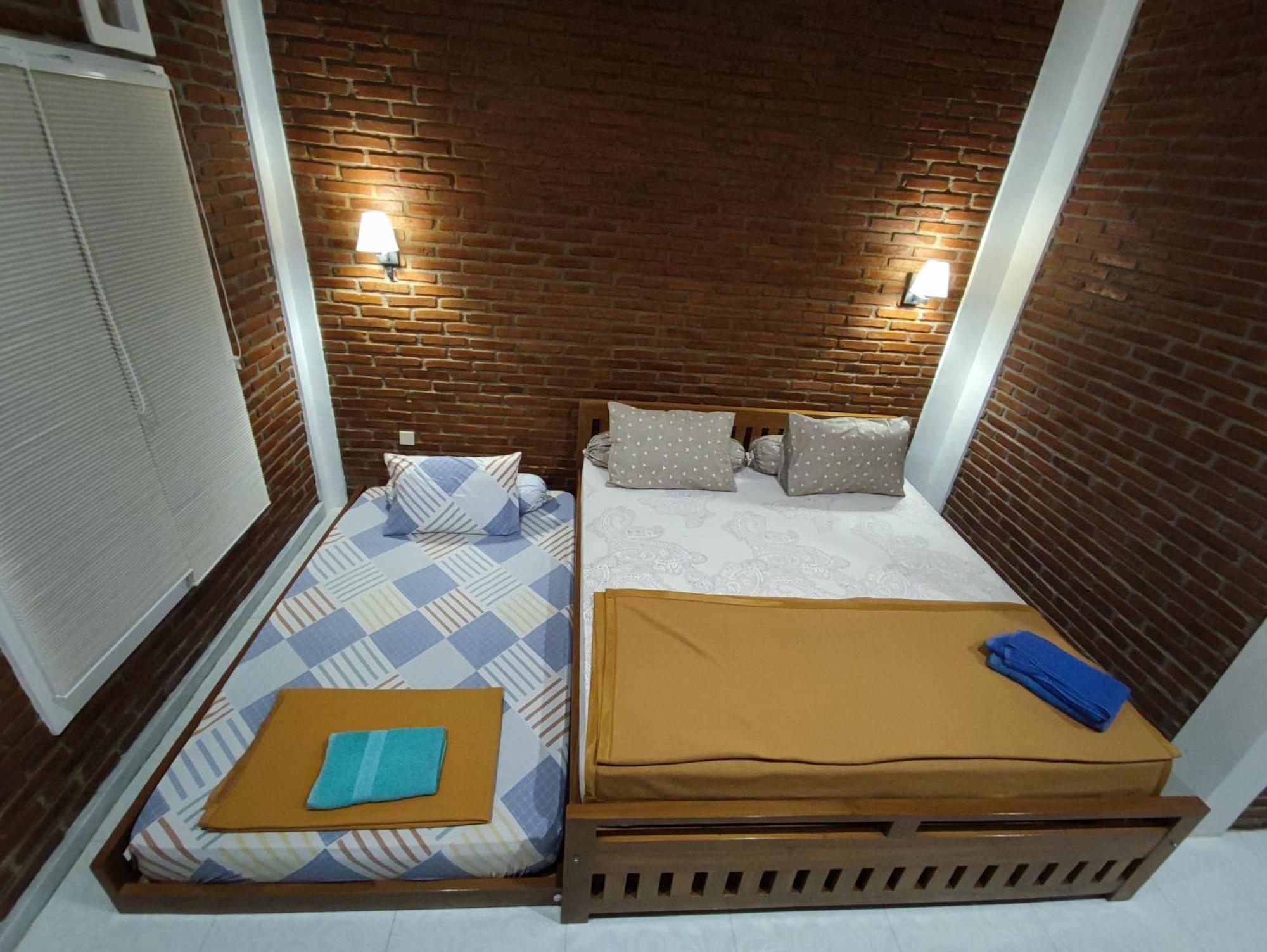 Genthong Homestay 马格朗 外观 照片