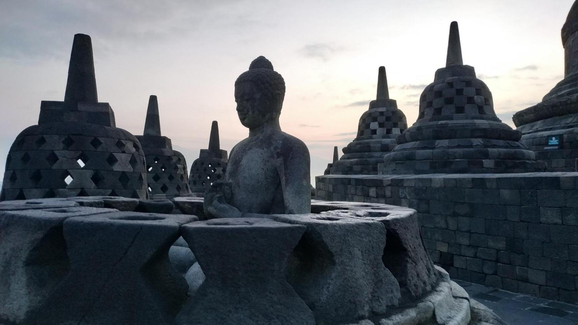 Genthong Homestay 马格朗 外观 照片