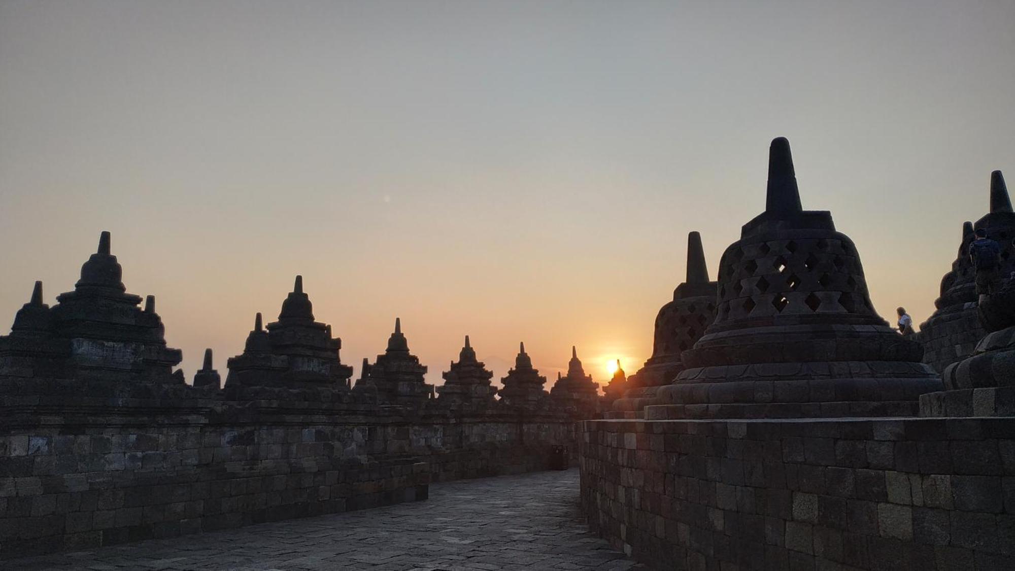 Genthong Homestay 马格朗 外观 照片