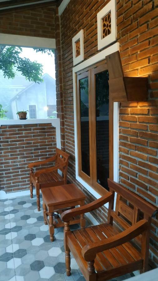 Genthong Homestay 马格朗 外观 照片