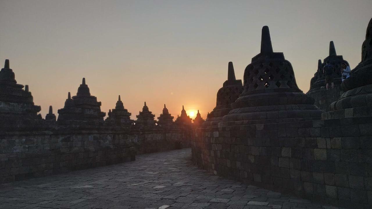 Genthong Homestay 马格朗 外观 照片