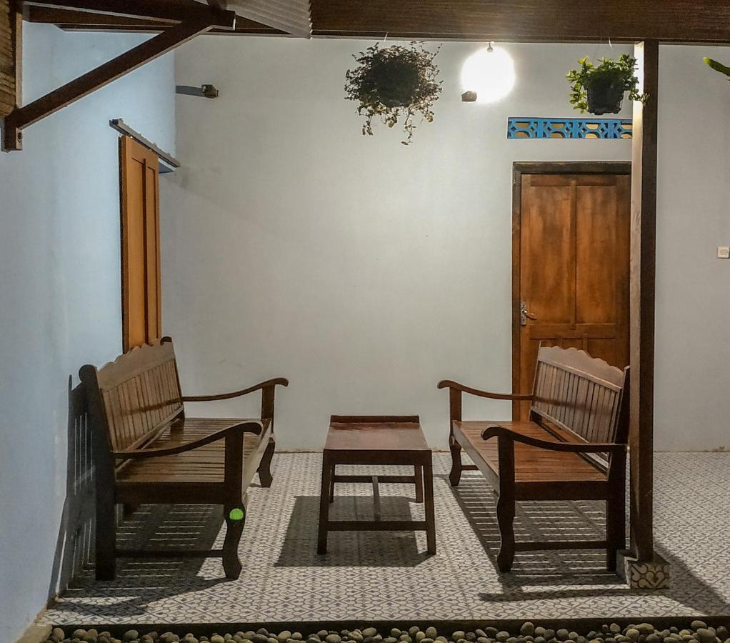 Genthong Homestay 马格朗 外观 照片